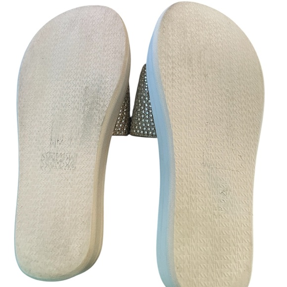 MICHAEL KORS
Embellished Platform Slide Sandal SIZE 8 - Picture 5 of 7